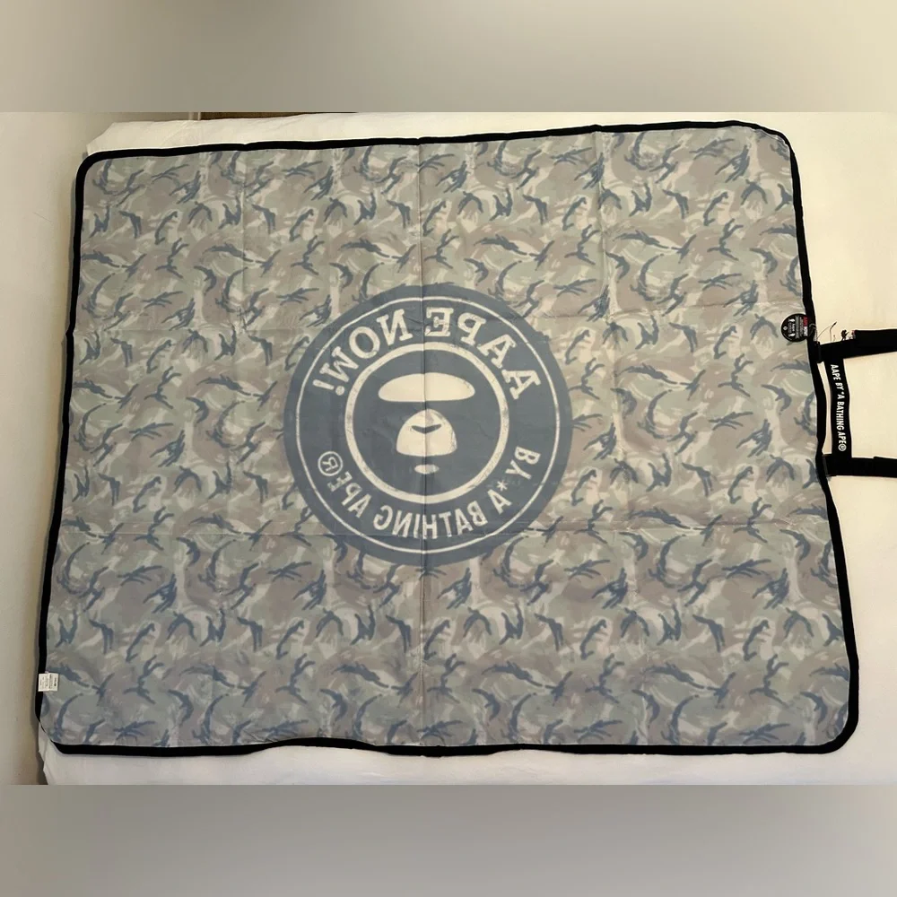 NEW Aape By *A Bathing Ape Picnic Mat - Picture 2 of 8